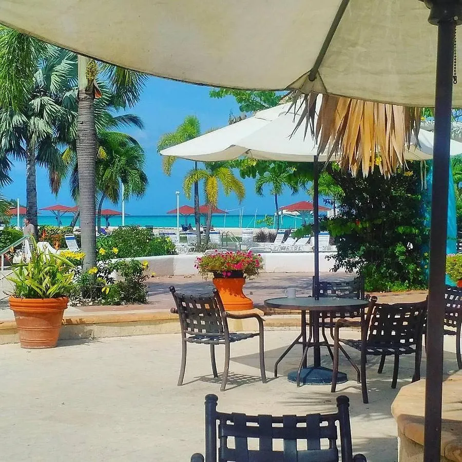 Jolly Beach Antigua Bolands 3*,