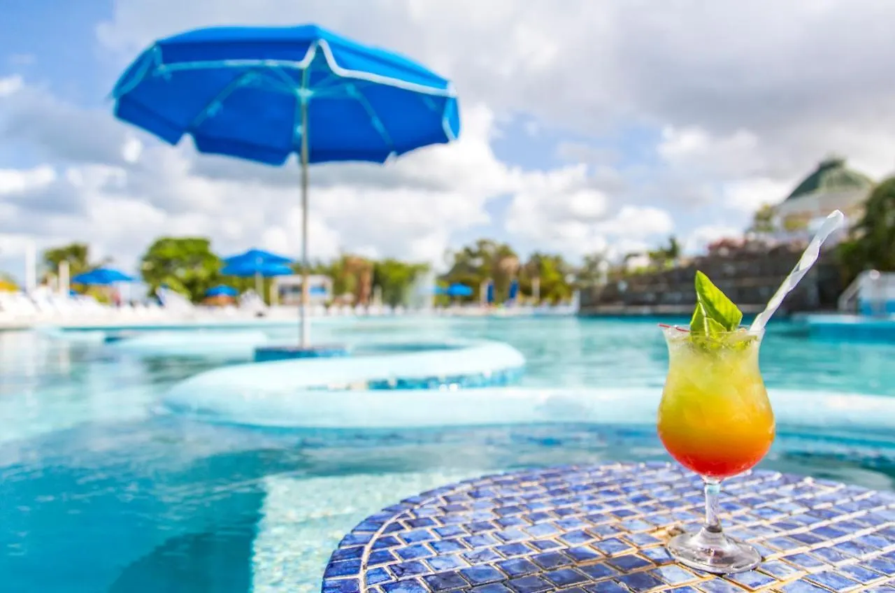 Jolly Beach Antigua Bolands