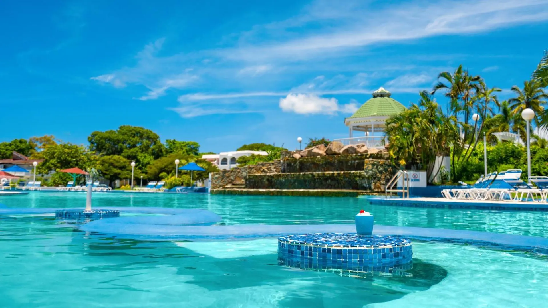 Jolly Beach Antigua Bolands